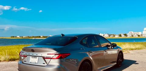 Toyota Camry Hybrid 2025