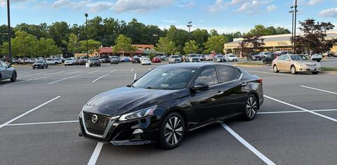 Nissan Altima 2020