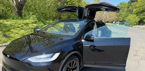 Tesla Model X 2022