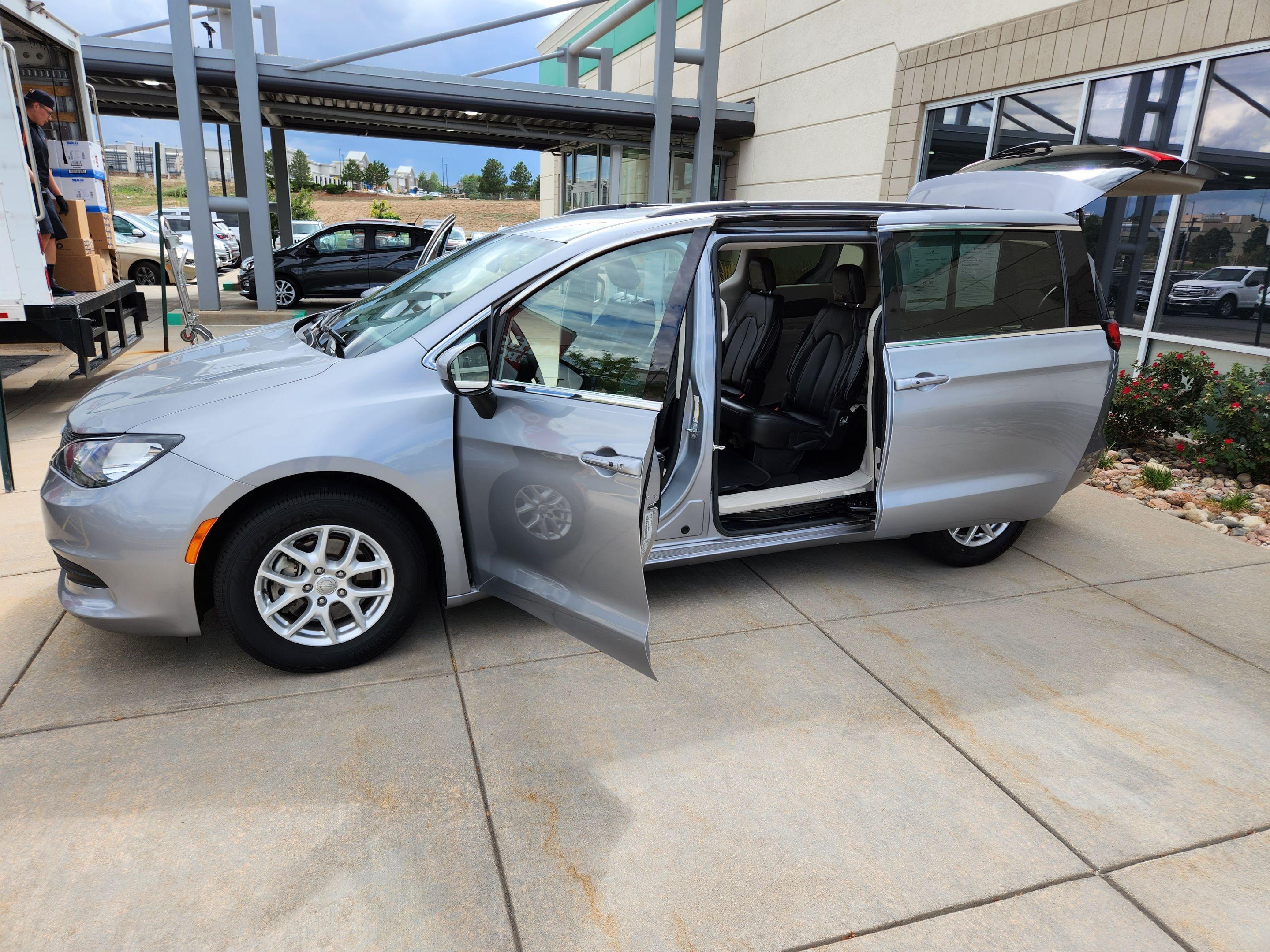 Chrysler Voyager 2020 in Denver, CO