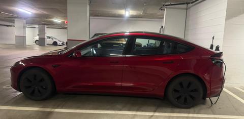 Tesla Model 3 2024
