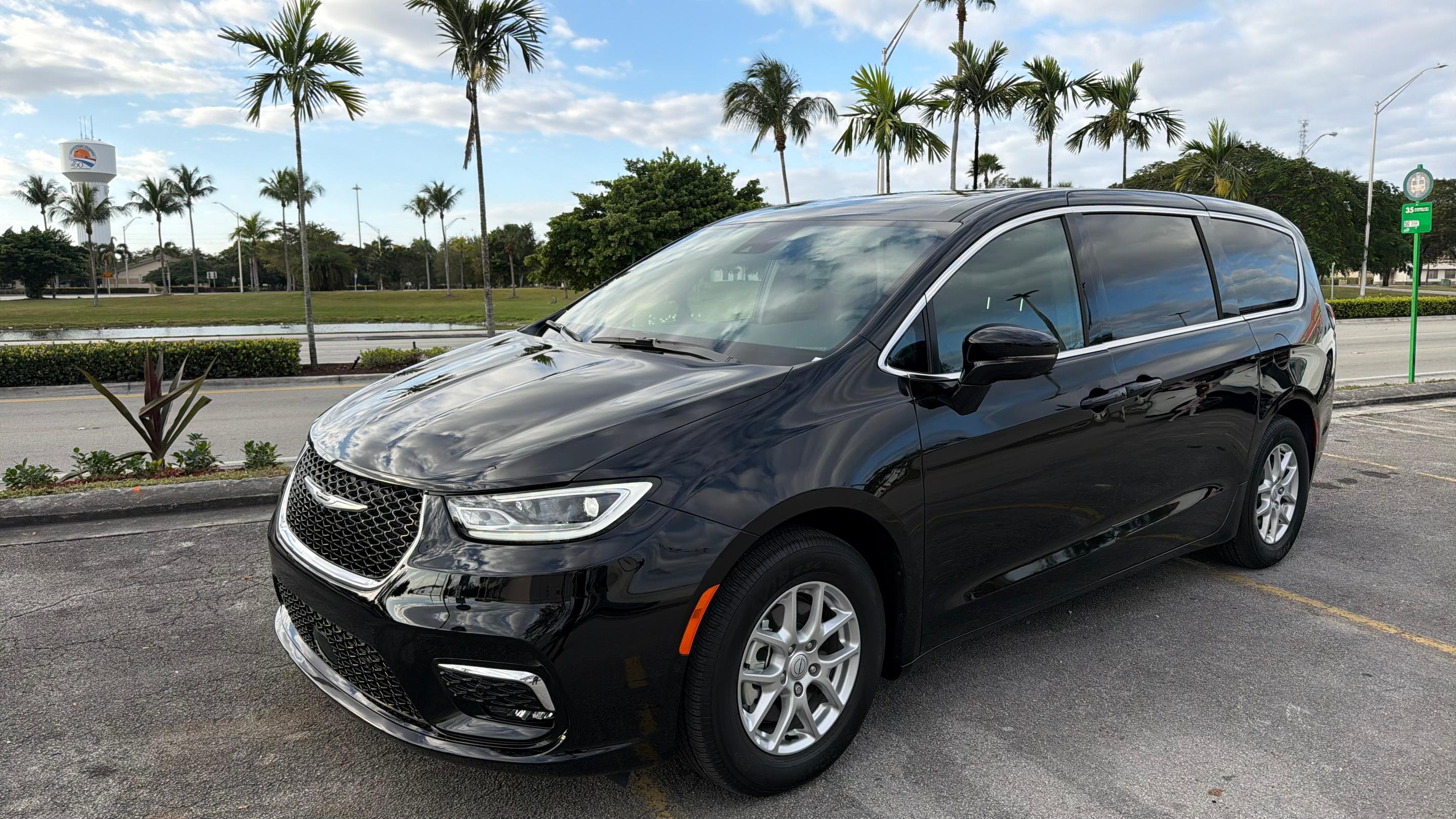 Chrysler Pacifica 2026 in Homestead, FL