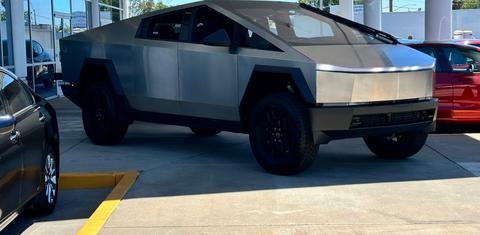 Tesla Cybertruck 2024