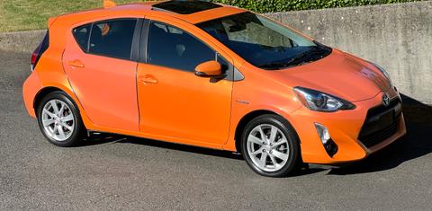 Toyota Prius c 2015