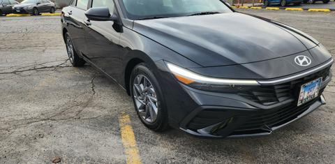 Hyundai Elantra 2024