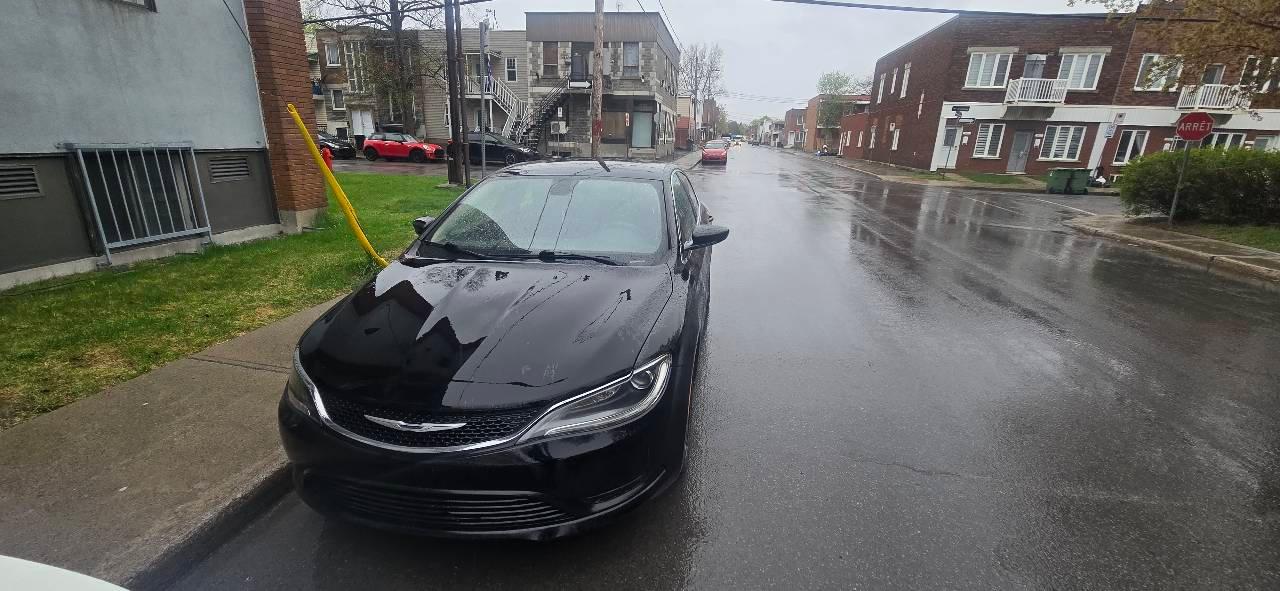 Chrysler 200 2016 in 
