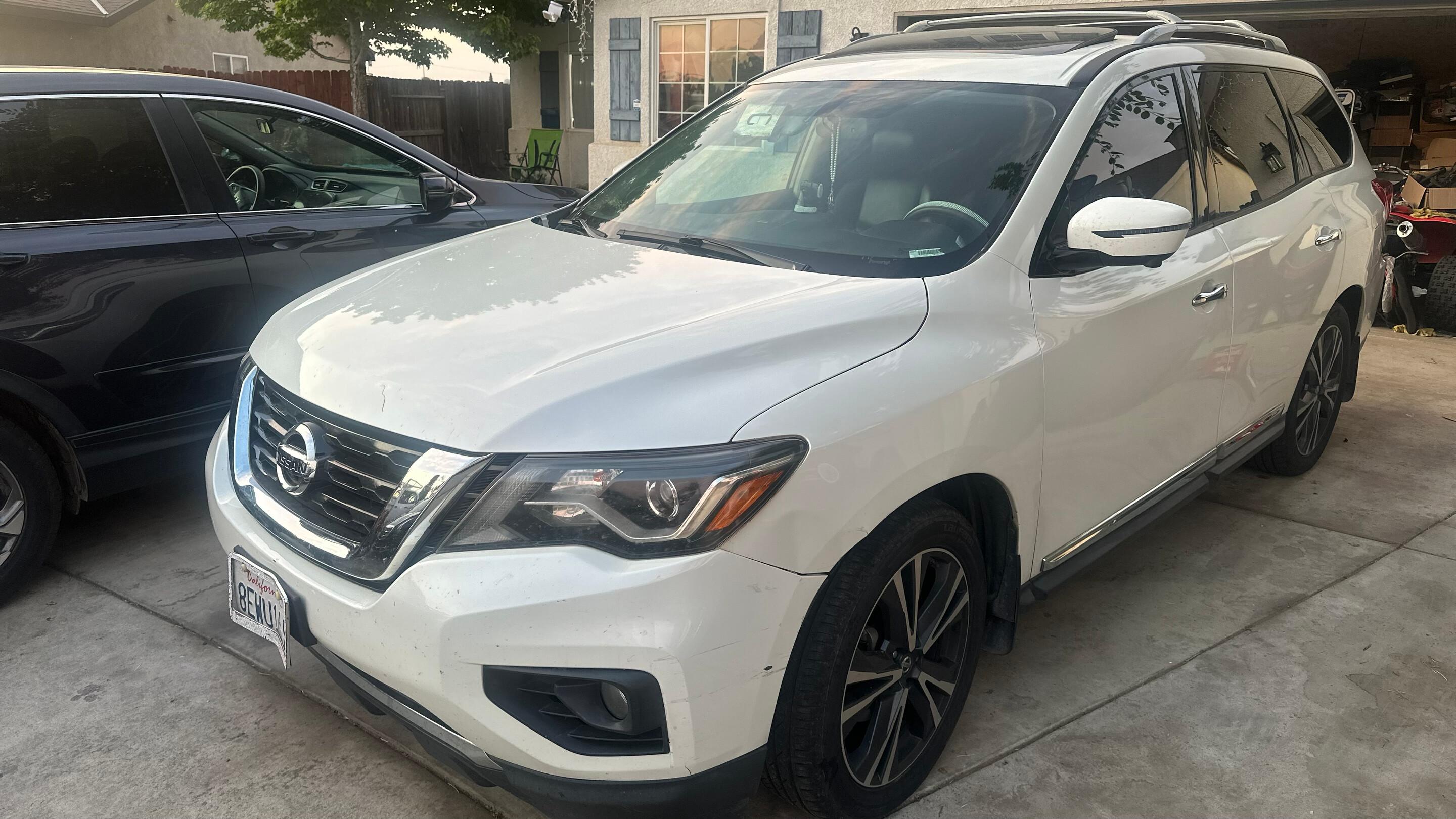 Nissan Pathfinder 2018 in Porterville, CA