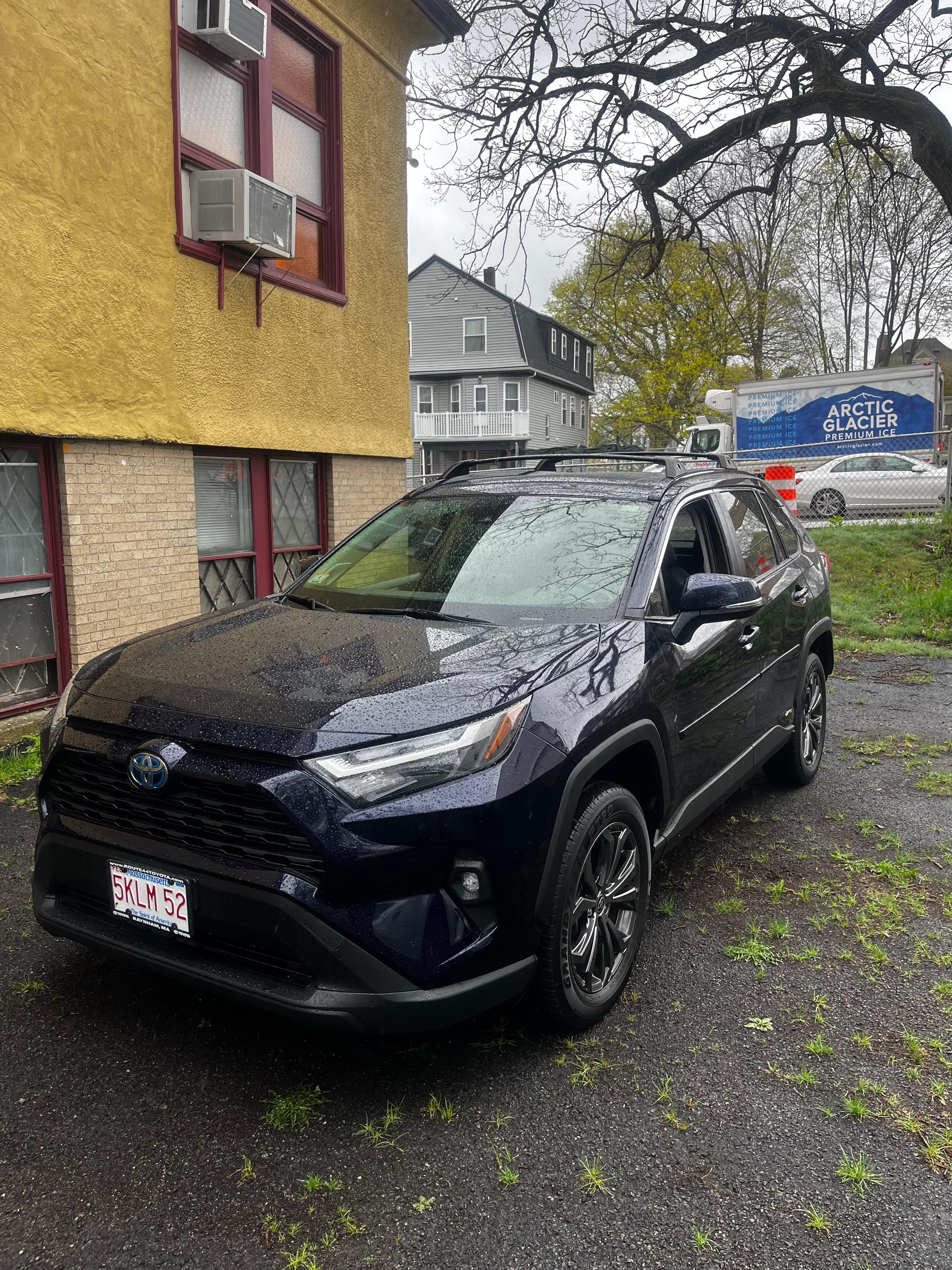 Toyota RAV4 Hybrid 2023 in 
