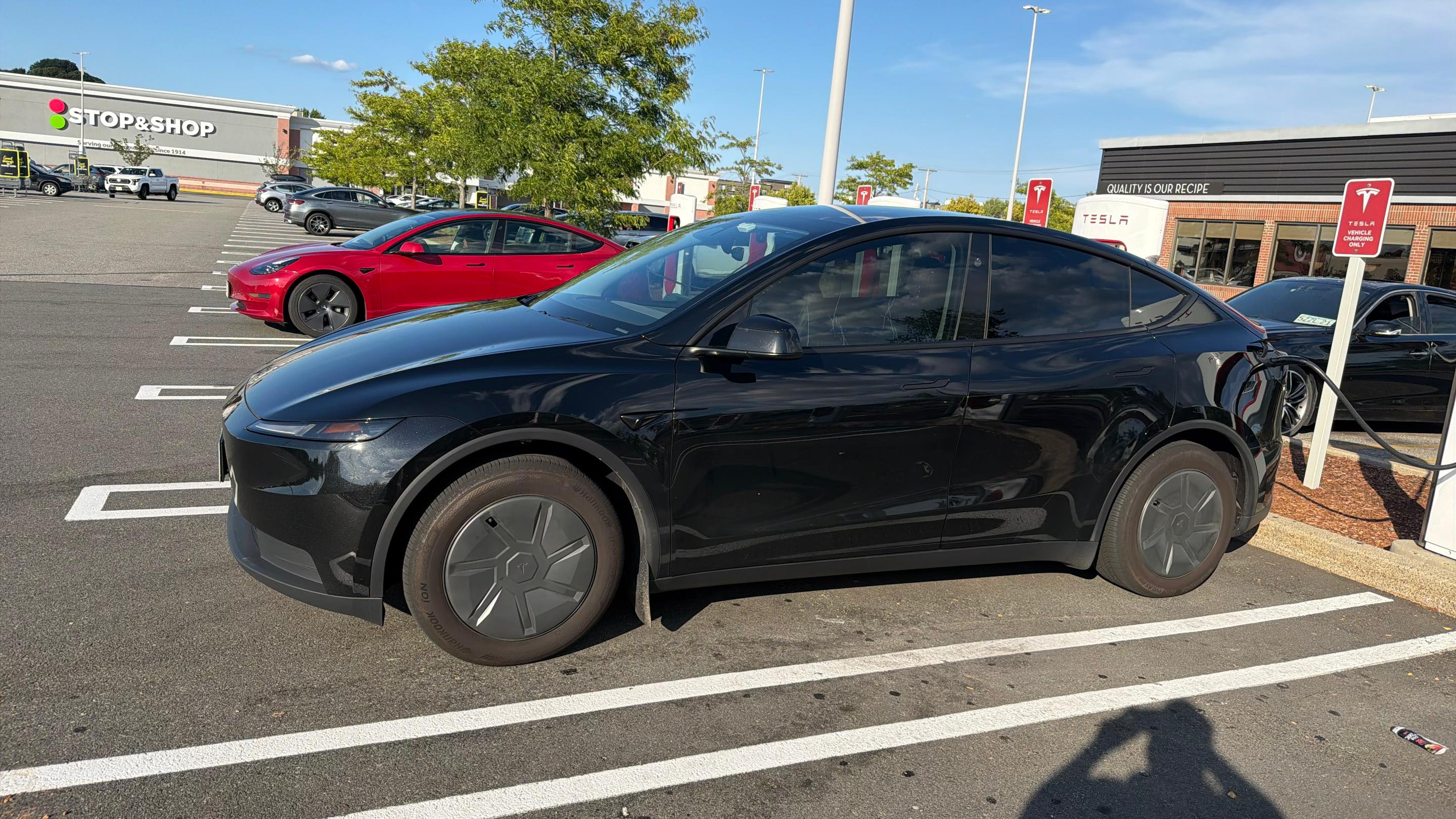 Tesla Model Y 2026 in Nashua, NH