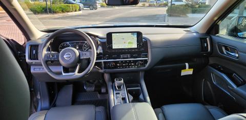Nissan Pathfinder 2025