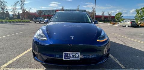 Tesla Model Y 2023