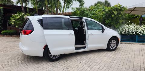 Chrysler Voyager 2022