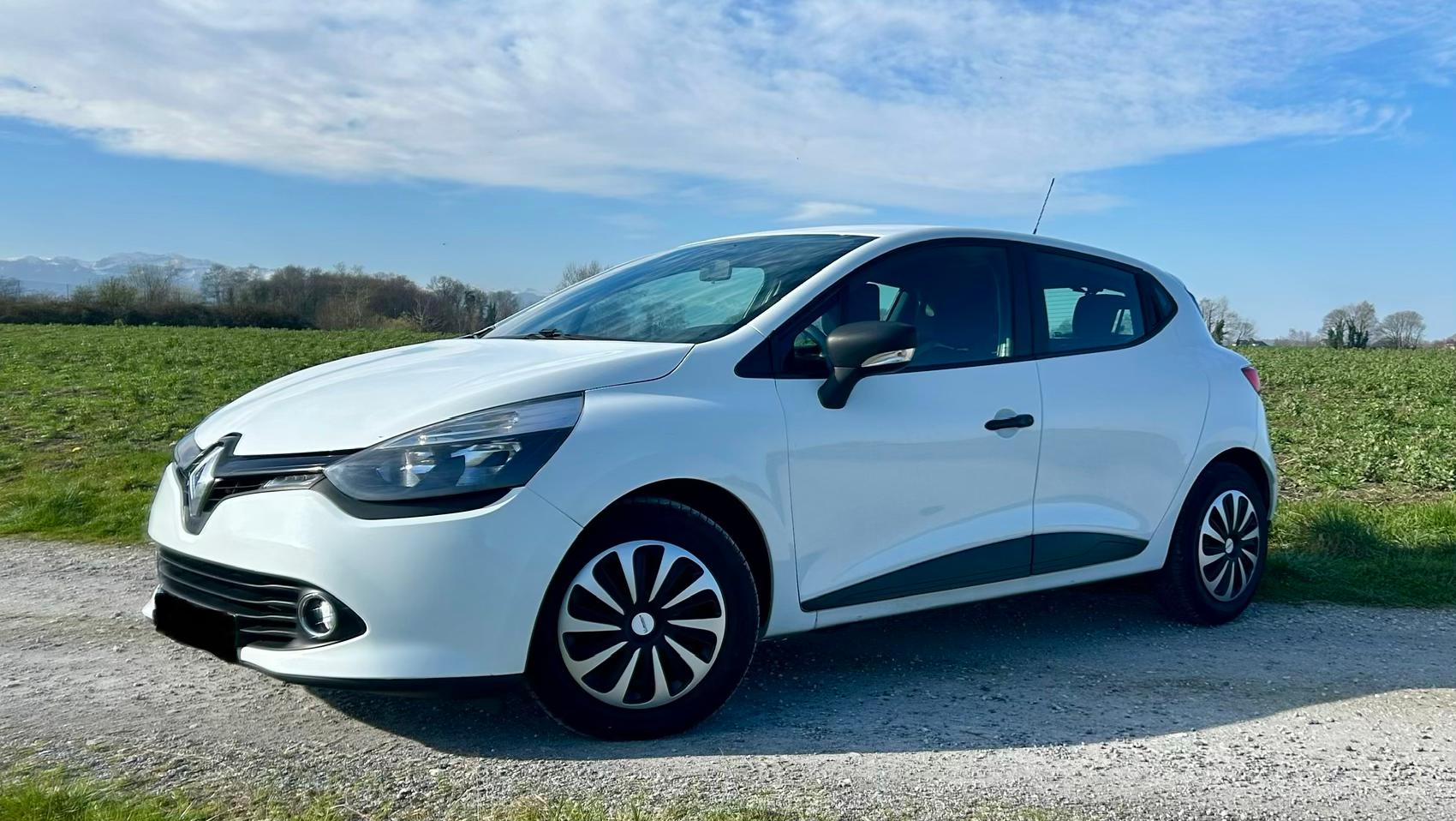 Renault CLIO IV 2015 à Pau