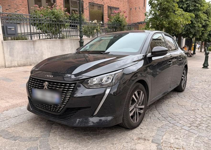 Peugeot 208 2020 à Lorient