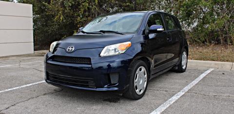 Scion xD 2012
