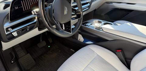 Cadillac LYRIQ 2024