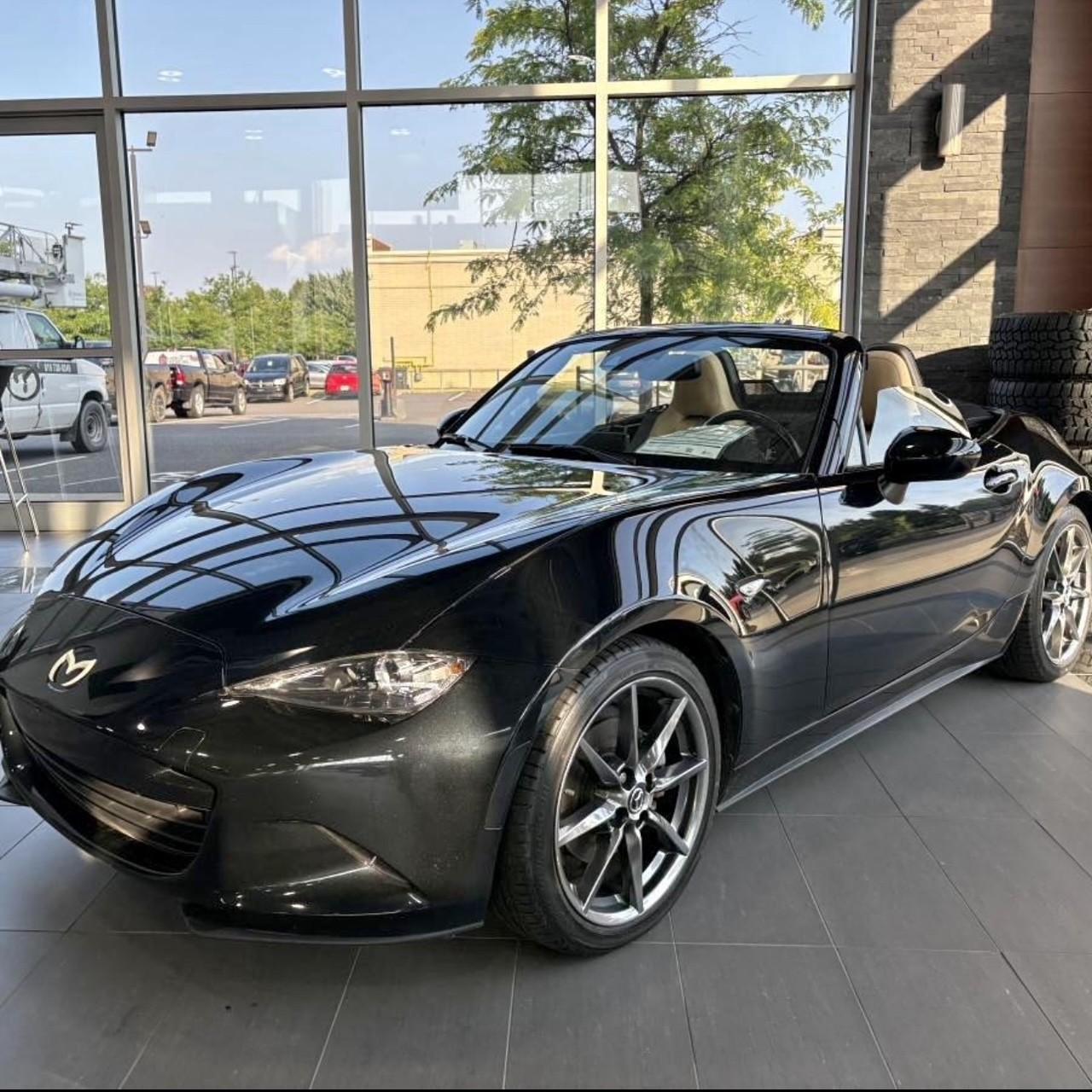 Mazda MX-5 Miata 2017 in Vaudreuil-dorion, QC