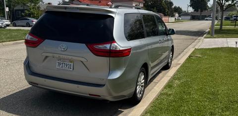 Toyota Sienna 2015