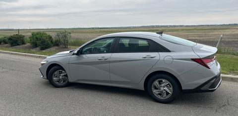 Hyundai Elantra 2025