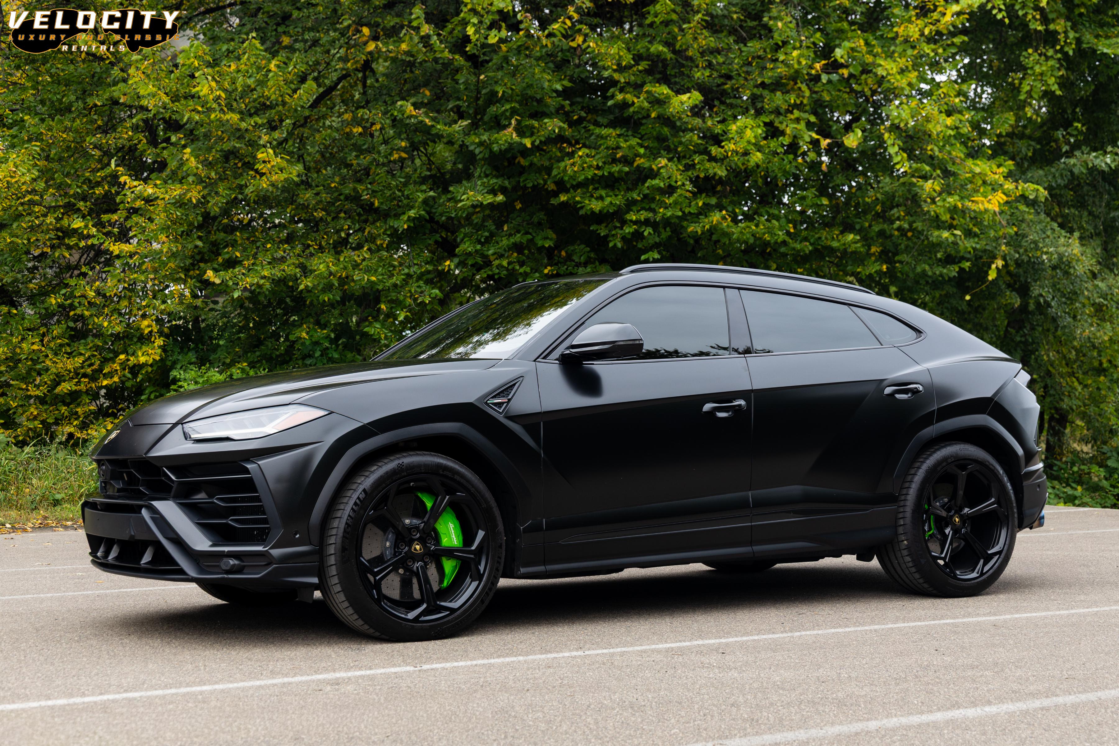 Lamborghini Urus 2019 in Burnsville, MN