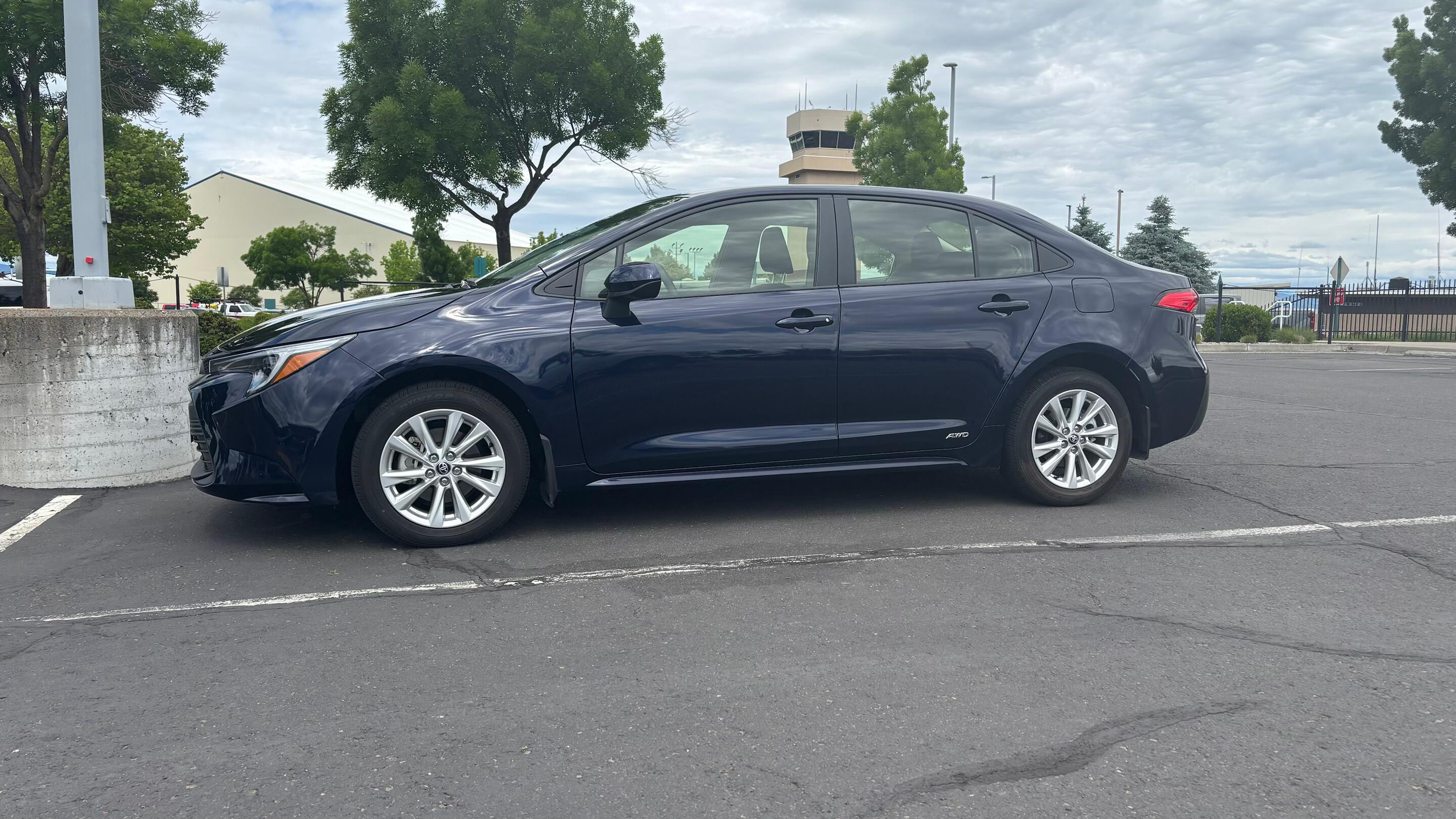 Toyota Corolla Hybrid 2025 in Medford, OR