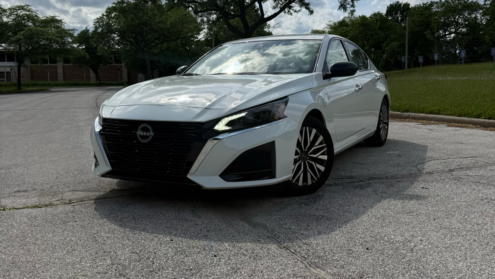 Nissan Altima 2025 in Milwaukee, WI