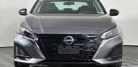 Nissan Altima 2024