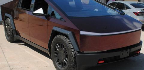 Tesla Cybertruck 2026