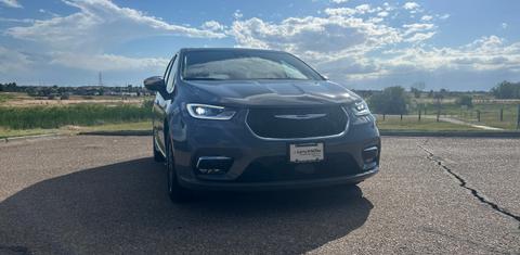 Chrysler Pacifica 2023