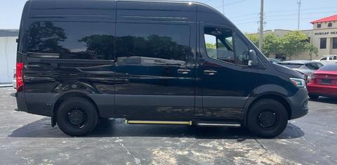 Mercedes-Benz Sprinter 2024