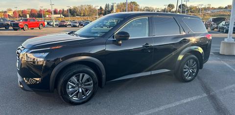 Nissan Pathfinder 2024