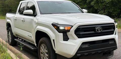 Toyota Tacoma 2024