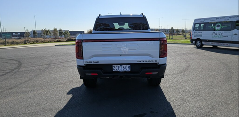 BYD SHARK 6 2025