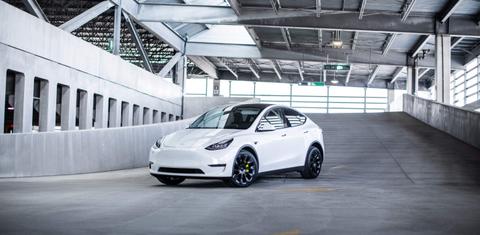 Tesla Model Y 2023