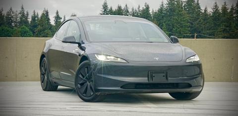 Tesla Model 3 2024