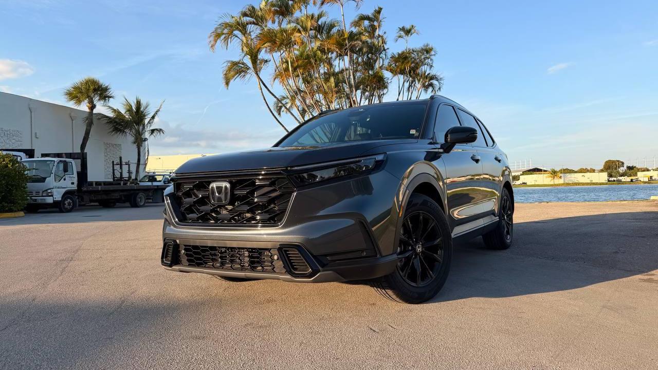 Honda CR-V Hybrid 2025 in Dania Beach, FL