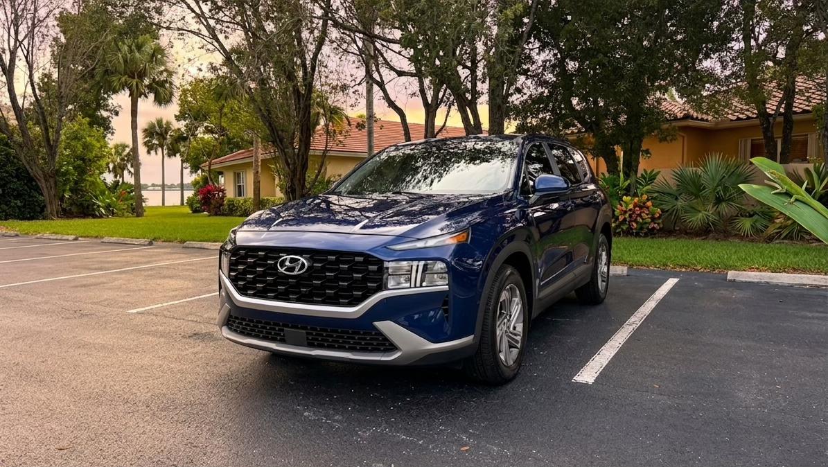 Hyundai Santa Fe 2023 in Boca Raton, FL
