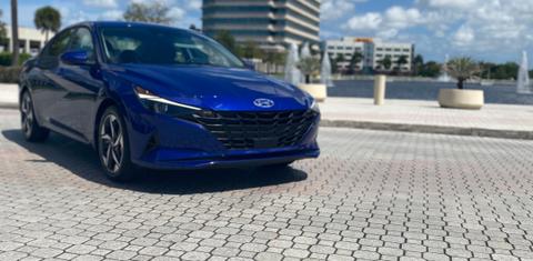 Hyundai Elantra 2023