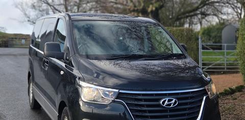 Hyundai i800 2018