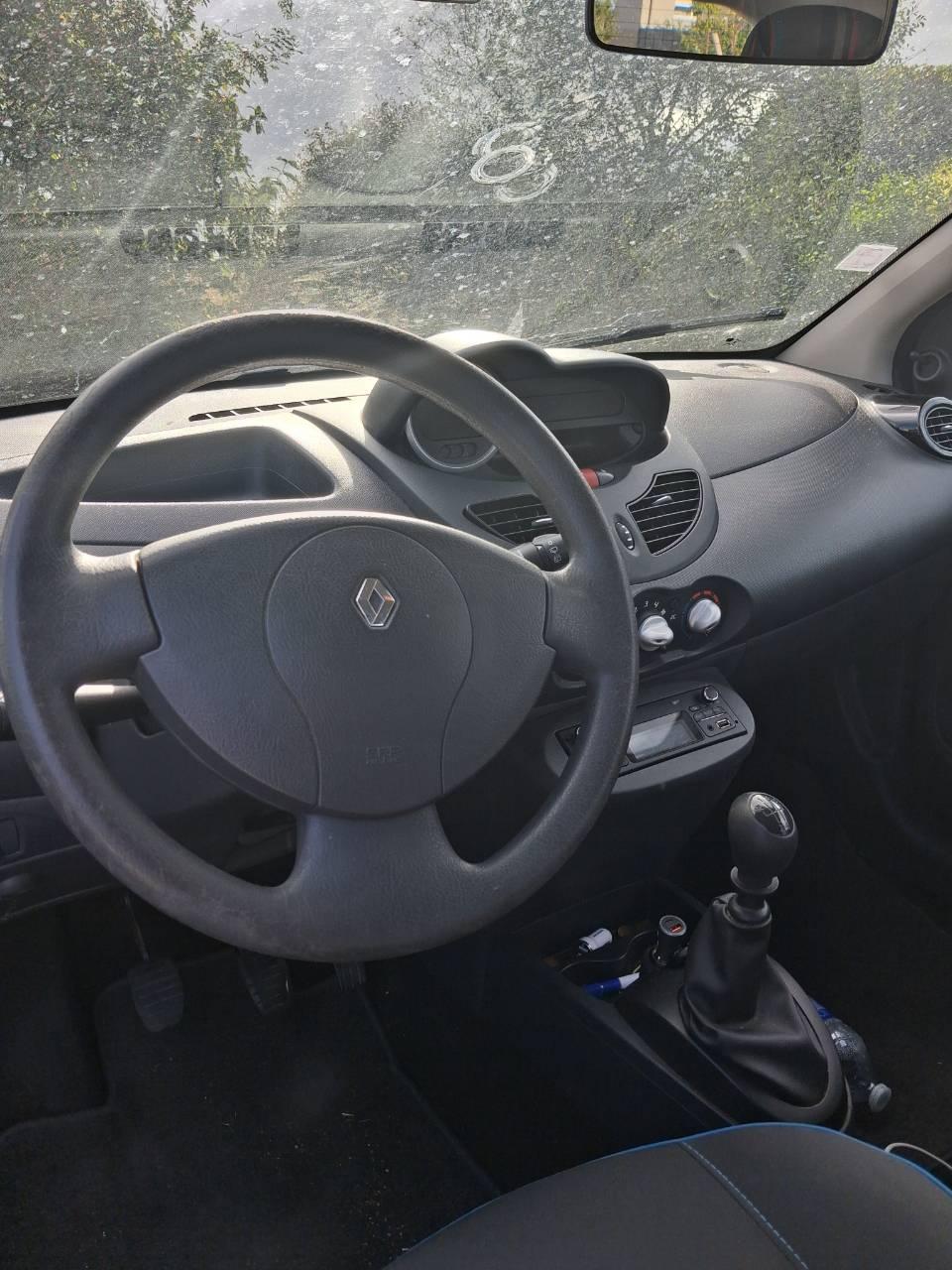 Renault TWINGO II 2014 à Carpiquet
