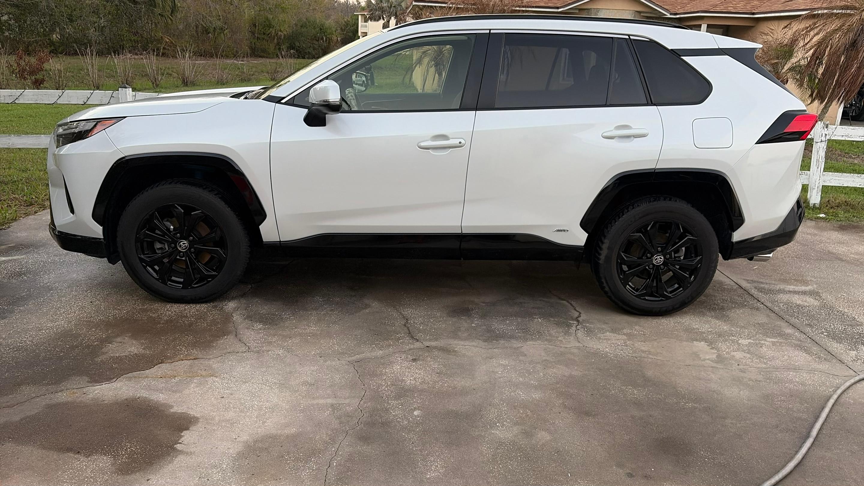 Toyota RAV4 Hybrid 2023 in 