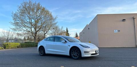 Tesla Model 3 2020