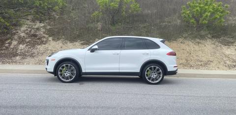 Porsche Cayenne 2016