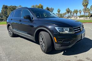 Volkswagen Tiguan car