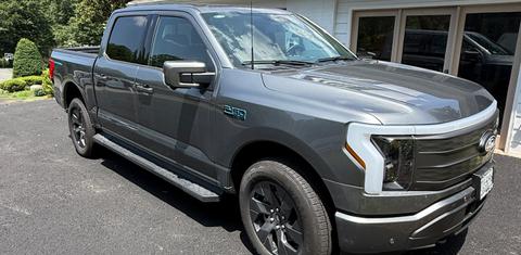 Ford F-150 Lightning 2025