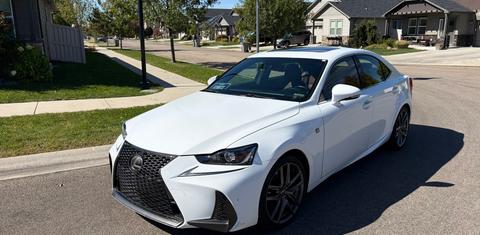 Lexus IS 2018