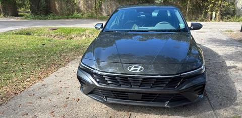 Hyundai Elantra 2024