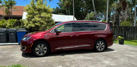 Chrysler Pacifica 2019