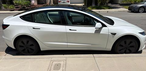 Tesla Model 3 2025