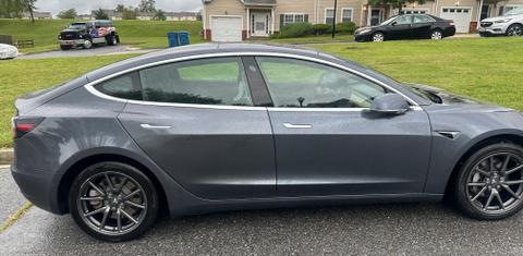 Tesla Model 3 2019